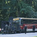 Muškarac oteo gradski autobus sa 17 putnika u Atlanti: Ubijena jedna osoba, vozilo sletelo s puta