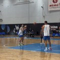 VIDEO Prvi trening bez Bogdana: Milutinov „čuvao“ Jokića, posebni saveti za Jovića i Aleksu
