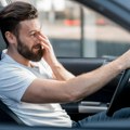 Prešli 160 km, pa se šokirali kada su videli šta voze na krovu automobila: "Moj muž je izašao da natoči gorivo, a onda je…