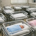 Nestajemo - U prošloj godini rođeno manje od 60.000 beba u Srbiji Najmanje rođenih od kada postoji statistika