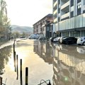 Havarija u Kragujevcu! Ulice pretvorene u reke, stotine domaćinstava trenutno bez vode