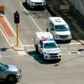 Uhapsili ga policajac i građani! Bežao od policije u suprotnom smeru sa dvoje dece u automobilu, izazvao haos!