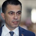 „Carina na ćirilicu“: Jutarnji list o problemima srpskog ministra s bukvarima na granici s Hrvatskom