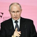 Putin: Nudimo razvoj vojno-tehničke saradnje, širok izbor naoružanja