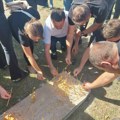 Meštani Gračanice odali počast stradalim Srbima u Banjskoj