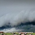 (VIDEO) Jako nevreme u regionu, kreće se ka Srbiji, RHMZ najavljuje olujni vetar i kišu