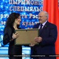 Lukašenko uručio specijalnu nagradu Ivani Žigon /foto, video/
