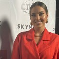 Majka džejle Ramović oduzima dah Bombetina kakva se retko viđa, pevačici izgleda kao sestra (foto)