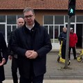 Vučićeva poseta Nišu klasična predizborna kampanja među građanima kod kojih je izgubio svaki mogući legitimitet