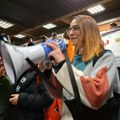 Blokada na Filozofskom fakultetu zbog otkaza Jeleni Kleut: Studenti najavljuju da „ne idu nigde“, dok se profesorka ne vrati…