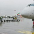 Drama na beogradskom aerodromu: Nepoznata osoba onesposibila rampe pur penom