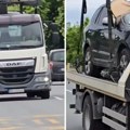 (Foto/video) Velika akcija policije u Putincima: Satima blokiran centar sela, "hjundai" transportovan za Beograd