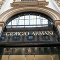 Armani prodaje deo kompanije: Tri luksuzna giganta ulaze u trku za 15 odsto