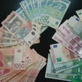 Devizni kurs: Evro sutra 117,51 dinar