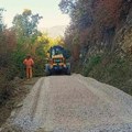 Počeli radovi na asfaltiranju putnog pravca Vlasotince – Brezovica