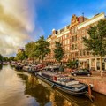 Amsterdam, grad u kojem i trezni haluciniraju