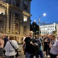 Ispred Vlade Srbije počeo 19. protest "Srbija protiv nasilja"
