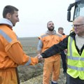 Ministar Vesić: Samo u Odžacima ove godine obnovljeno 25 kilometara lokalnih puteva
