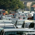 Suluda vožnja usred Novog Sada! "Sunce ti poljubim ovaj je polagao na vašaru"