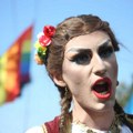 Kako je u političke svrhe i za obojenu revoluciju zloupotrebljen beogradski Prajd: Od LGBT prava nema ništa - u prvom planu…