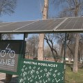 Prva solarna stanica za e-bicikle: Korisnici mogu besplatno puniti baterije koristeći energiju sunca