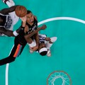 Oslabljena Minesota šokirala i San Antonio, Njujork razbio umornu Filadelfiju (VIDEO)