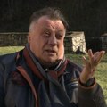 "Pevao sam mu tiho našu pesmu, a on mi se blago nasmešio" Pevač o poslednjem susretu sa Halidom Bešlićem