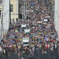Više od 10.000 ljudi na prvom Prajdu u Budimpešti posle poraza Orbana