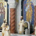 Porfirije na liturgiji u Hramu Svetog Save: Ljudi su stvoreni za mir, radost i ljubav