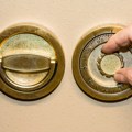 Keramičar iz Rijeke optužen da je iz sefa kuće u kojoj je renovirao kupatilo ukrao više od 30.000 evra
