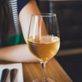 Da li je čaša vina dnevno dobra za zdravlje? Evo šta kažu lekari