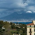 Italija planira masovnu evakuaciju zbog čestih potresa oko supervulkana