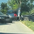 Sudar dva automobila na putu kod leskovačkog sela Navalin: Povređen vozač