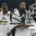 Crno-beli na udaru: "Da li ovi ljudi koji dolaze zaslužuju da vide ovakav Partizan?"