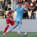 Novi pazar - crvena zvezda: Milson utišao stadion, crveno-beli vode! Domaći navijači napravili bakljadu i izazvali prekid!