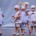 Ovacije publike na završnom koncertu baletskog studija “Stage”