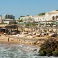 Srbi otišli na more u komšiluk pa opleli najstrašnije po letovalištu: "Pravo iz kukuruza na plažu, nikad goru vodu nisam…