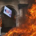 Nezapamćene slike brutalnosti demonstranata iz nepala: Ovo su odgovori na 3 ključna pitanja o protestu generacije z: Žena…