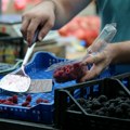 Visoke cene na tezgama ali i potražnja: Maline standardno najskuplje - kilogram 800 dinara