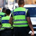 Teška nesreća u Nemačkoj: Dete (4) izletelo na put, udarilo ga policijsko vozilo