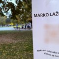 "Marko, lažove! Neka svi vide kako si me prevario! Vidimo se na sudu!" Bruje društvene mreže o ovom posteru u parku, evo o…