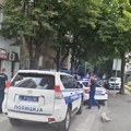 Izbo braću svoje bivše žene. Najnoviji detalji užasnog napada na Paliluli: Policija na ulici našla makaze i čekić kojima je…