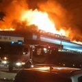 FOTO, VIDEO: I dalje gori železnička stanica u Boru, vatra se ponovo rasplamsala