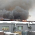 Gori magacin u Elektronskoj industriji, lokalizacija požara u toku, nema povređenih (FOTO+VIDEO)