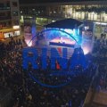 Spektakularnim dočekom Čačani ušli u Novu Godinu: Koncert Pedje Jovanovića oduševio na hiljade gradjana (FOTO)