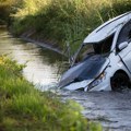 "Pomagajte, molim vas, pomagajte": Ilija (17) je video automobil kako sleće u kanal i ono što se tada dogodilo pamtiće dok…