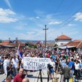 Više hiljada građana na protestu u Pasjanu zbog hapšenja petorice Srba FOTO