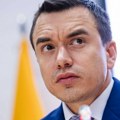 Hteli da otruju predsednika, dali mu na poklon džem! Jeziv slučaj trese Ekvador, vlasti hitno reagovale