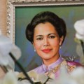 Ko je bila kraljica majka Sirikit: Aristokratska lepotica omiljena na selu, u gradu su pričali i o intrigama