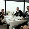 "Bistrimo svetsku politiku" Vučić na Petrovaradinskoj tvrđavi: "Kujemo planove za ubrzani razvoj Novog Sada i Srbije" (foto)